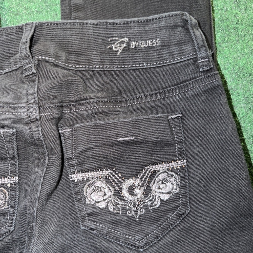 G by GUESS Womens Size 25W Dark Wash Bootcut Jeans Metallic Rose G Back Pockets - Picture 9 of 9